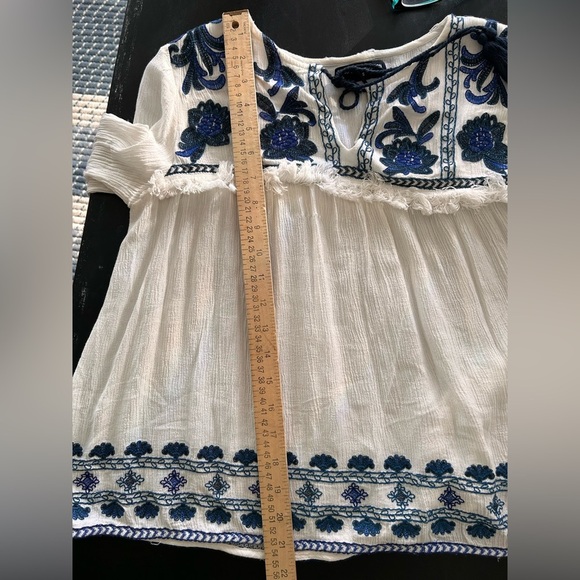 Nu Construction Boho Embroidered White and Blue Blouse Size Small - Picture 11 of 11